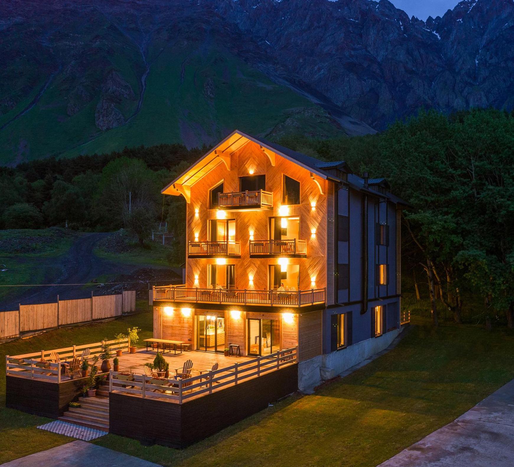 1740 Boutique Hotel Kazbegi Exterior foto