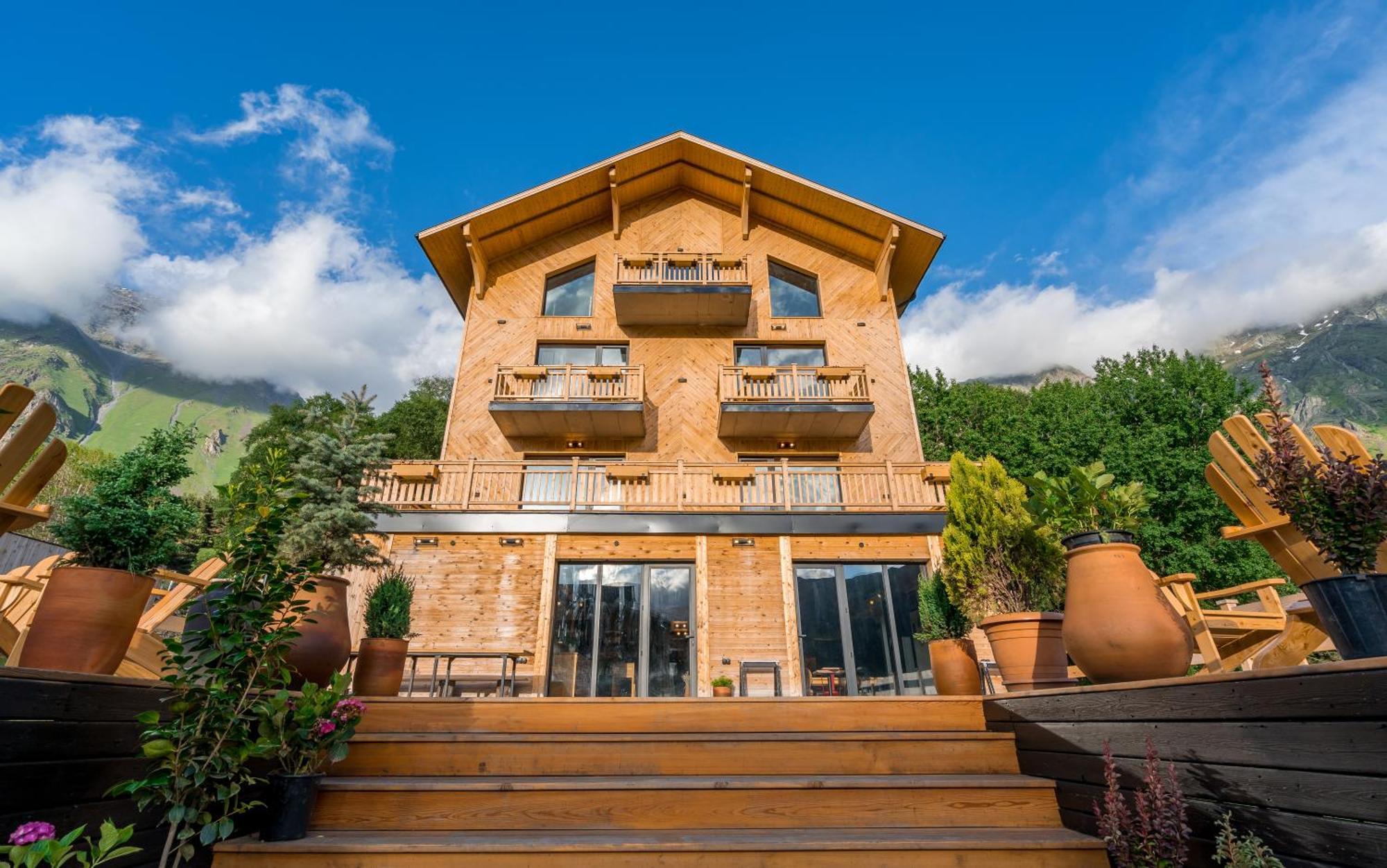 1740 Boutique Hotel Kazbegi Exterior foto