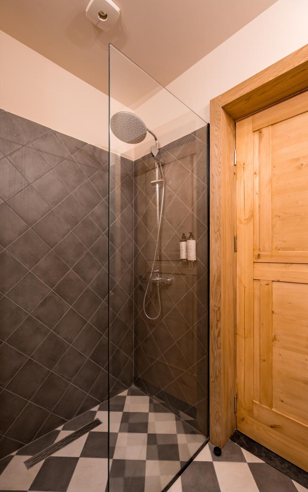 1740 Boutique Hotel Kazbegi Exterior foto