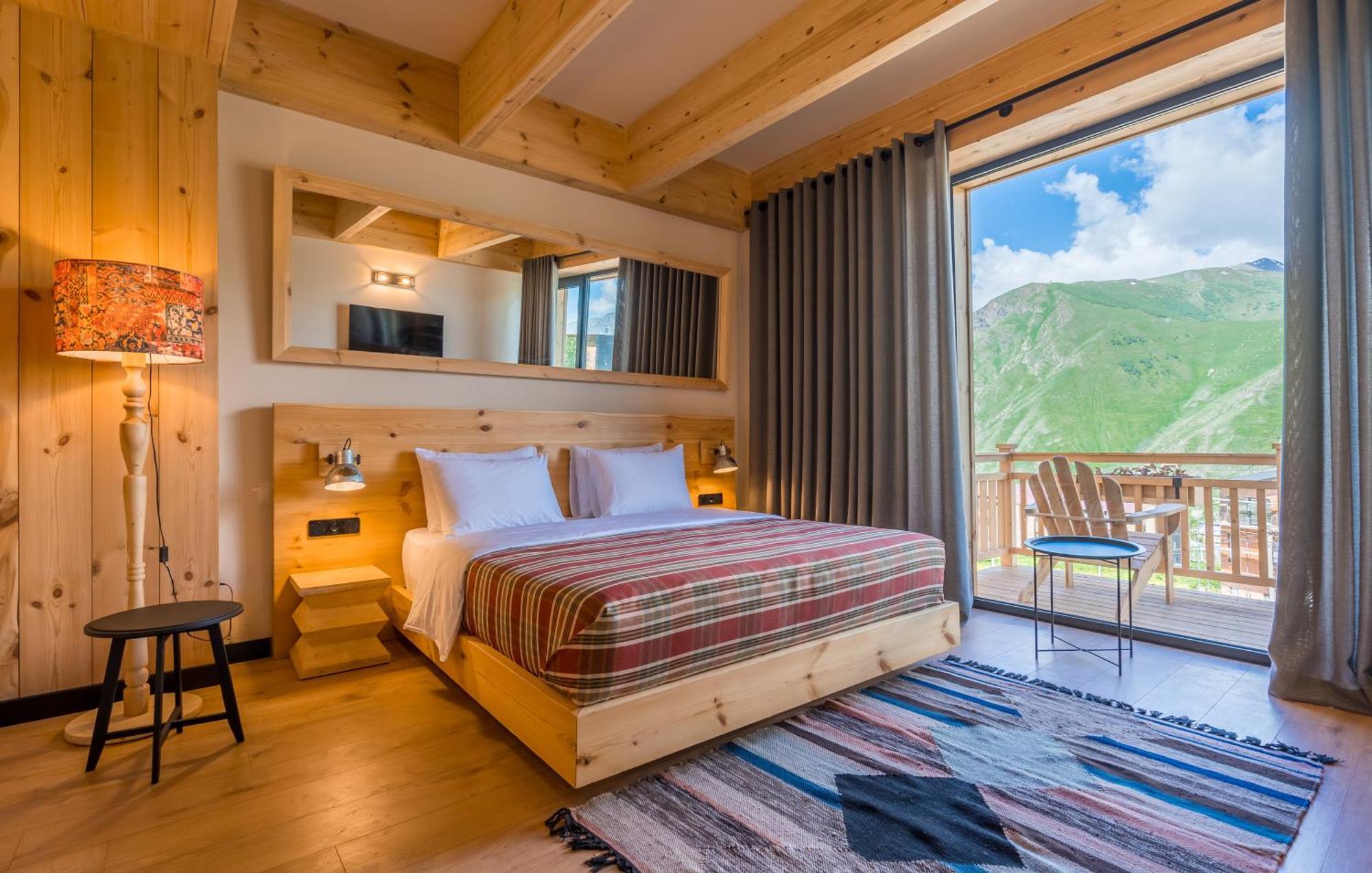 1740 Boutique Hotel Kazbegi Exterior foto